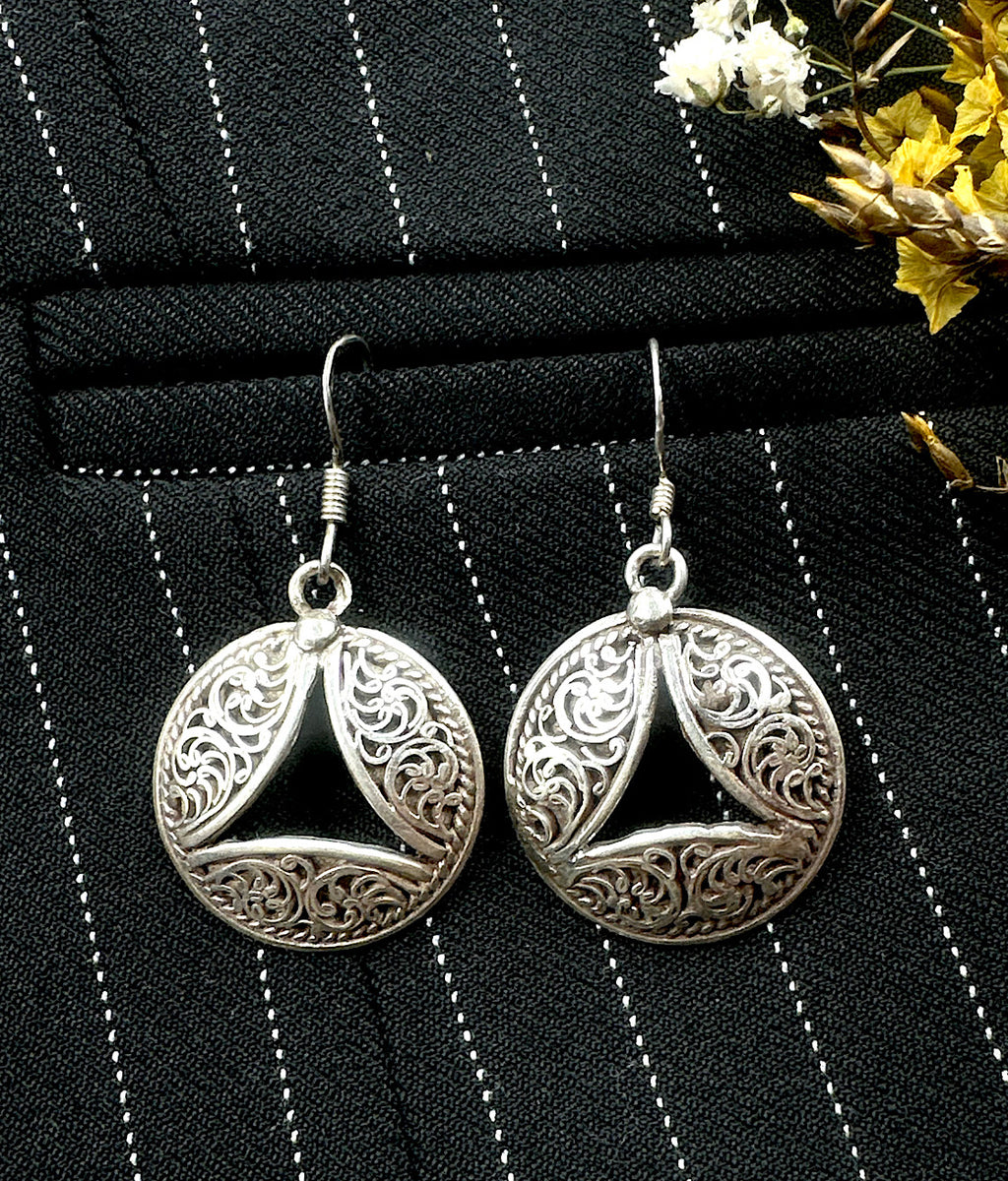 925 sterling silver handmade peepal tree leaf earring with pretty hanging  pearl, excellent customized hoops earring summer collection ear492 | TRIBAL  ORNAMENTS